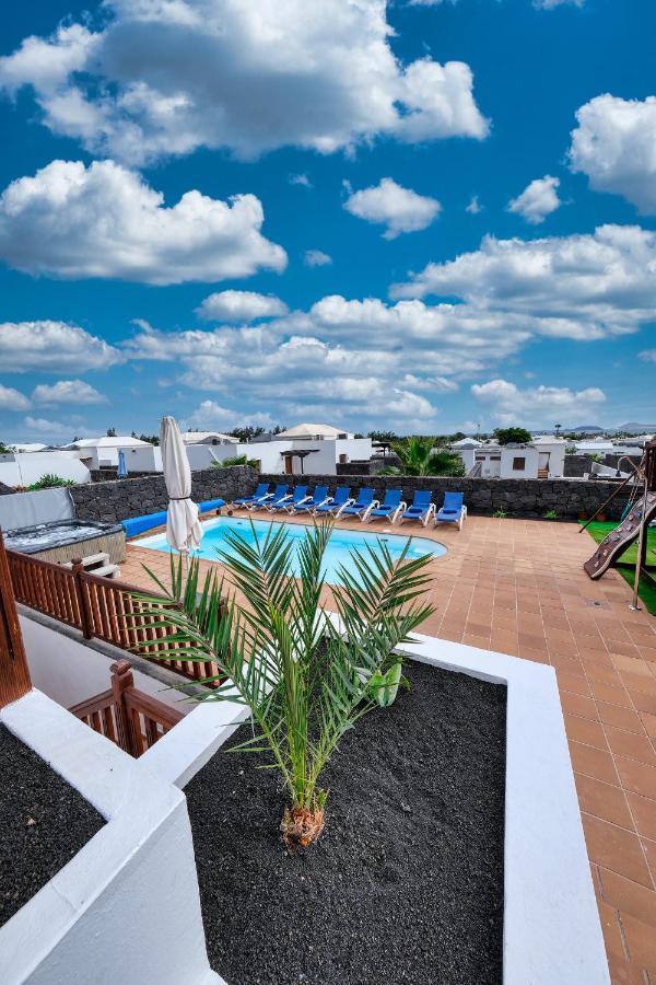 Villa Flavia-Private Pool, Jacuzzi, Sea Views プラヤ・ブランカ エクステリア 写真