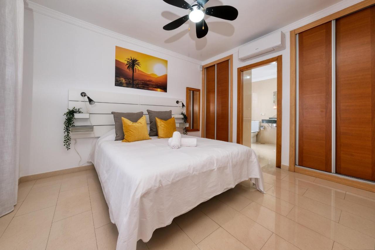 Villa Flavia-Private Pool, Jacuzzi, Sea Views プラヤ・ブランカ エクステリア 写真